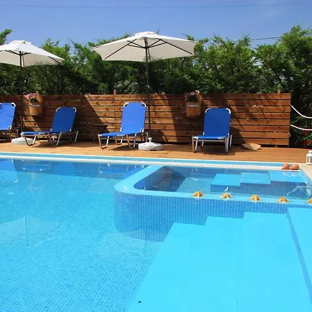 Dimitra 니키아나