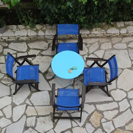 Holiday home Dimitra