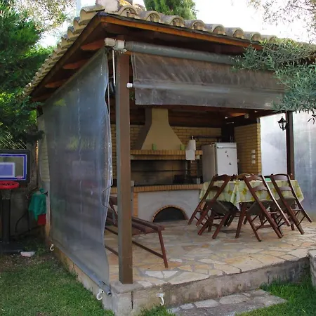 Holiday home Dimitra *