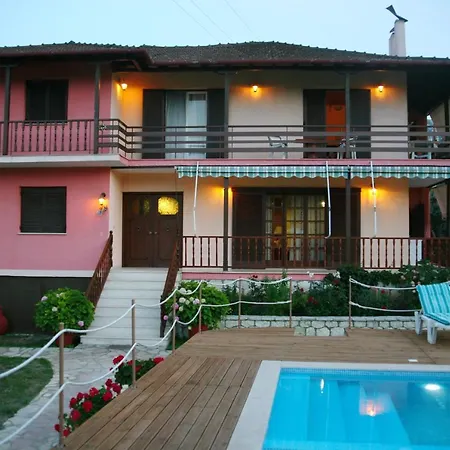 Dimitra Holiday home *